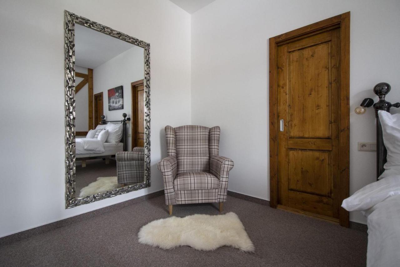 Apartman Srnka S Vyhladom Na Vysoke Tatry Luaran gambar