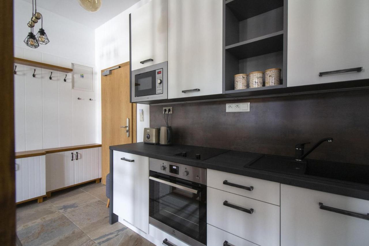 Apartman Srnka S Vyhladom Na Vysoke Tatry Luaran gambar